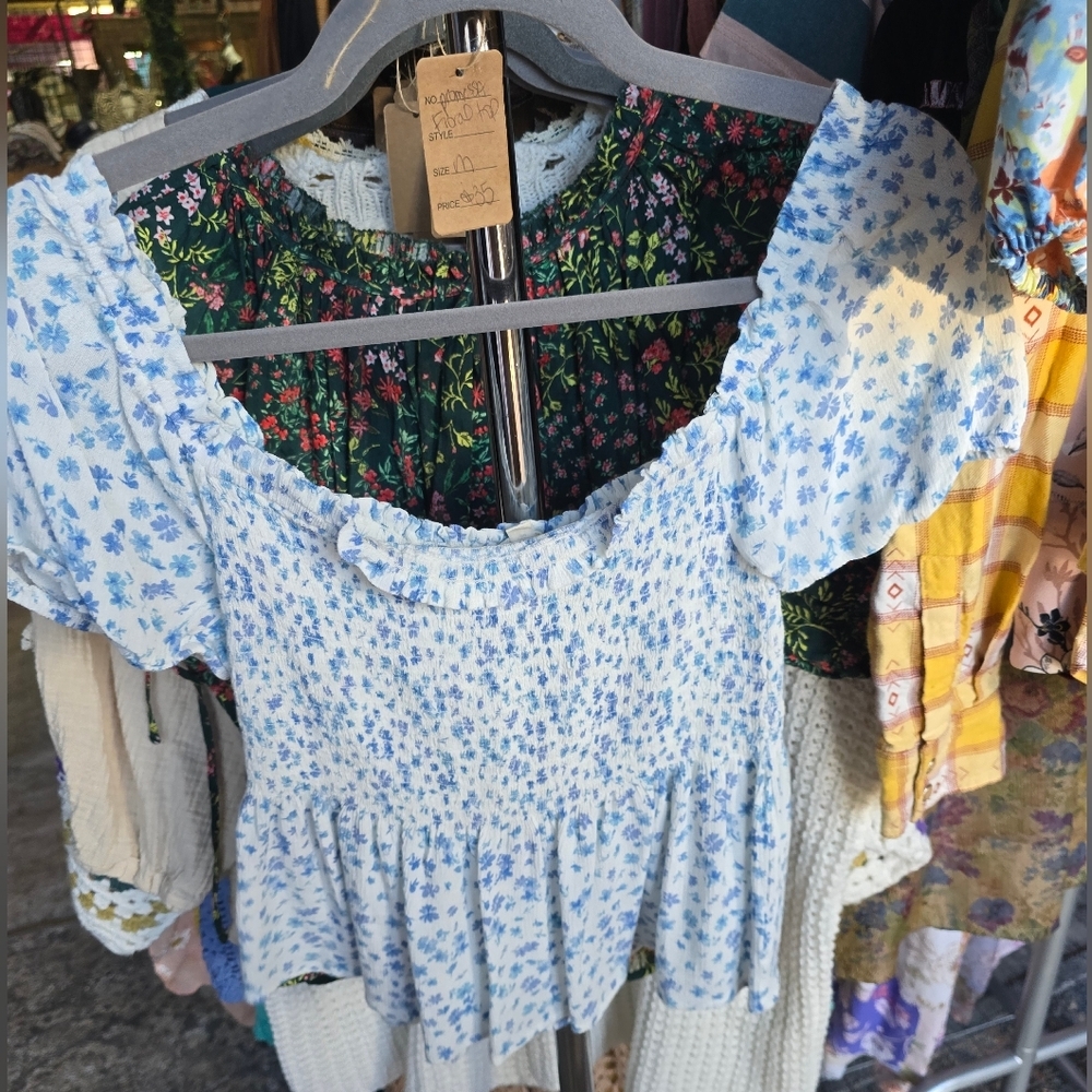 Promesa Blue And White Floral Top With Cap Sleeve, Rayon, Womens M